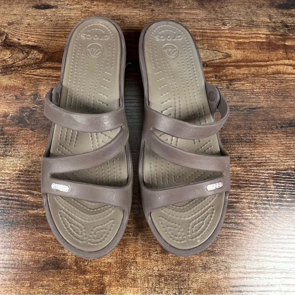 Crocs Patricia Wedge Sandals‎ Brown Rubber Slip On Casual women's 10